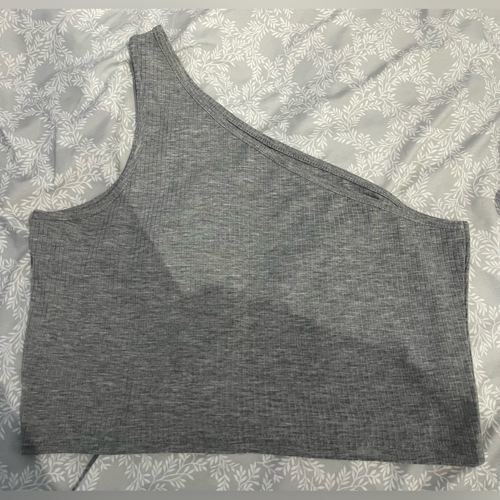 Ribbed One Shoulder Strap Crop Top